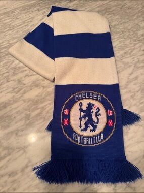 Chelsea Football Club soccer blue & white stripe Chelsea logo fringed scarf.